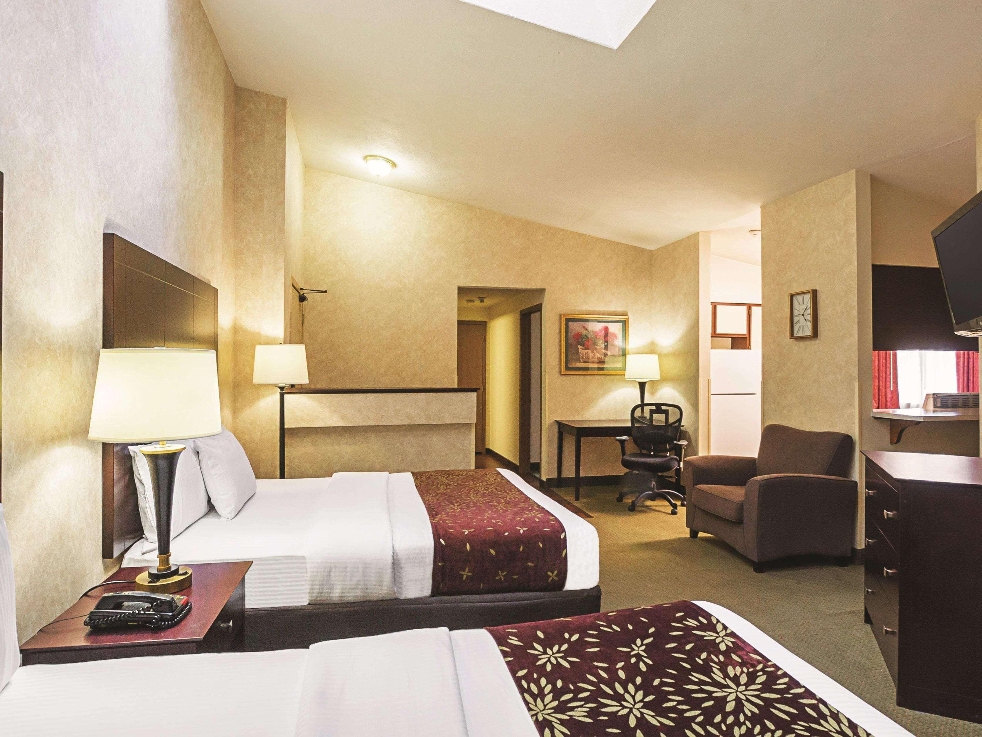 Hotel La Quinta By Wyndham Woodburn Esterno foto