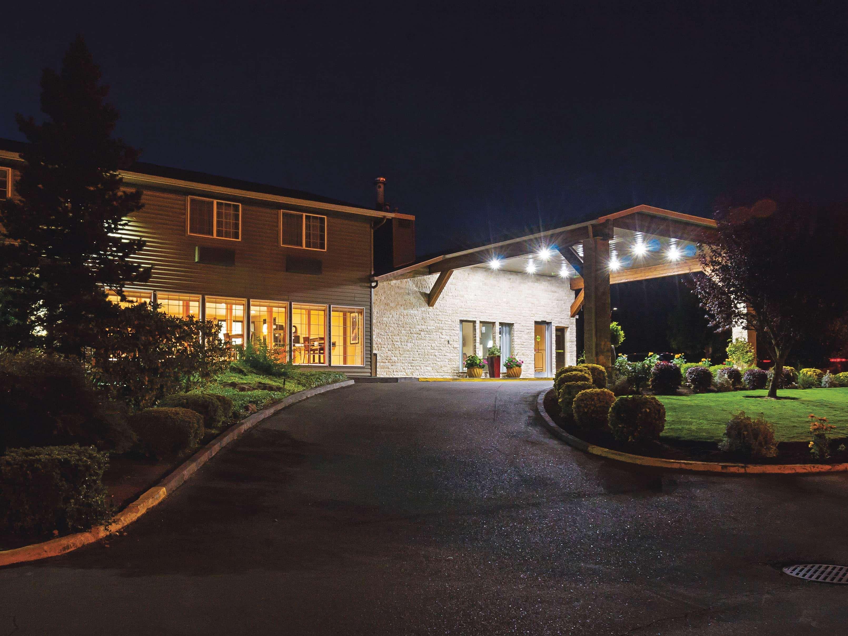 Hotel La Quinta By Wyndham Woodburn Esterno foto