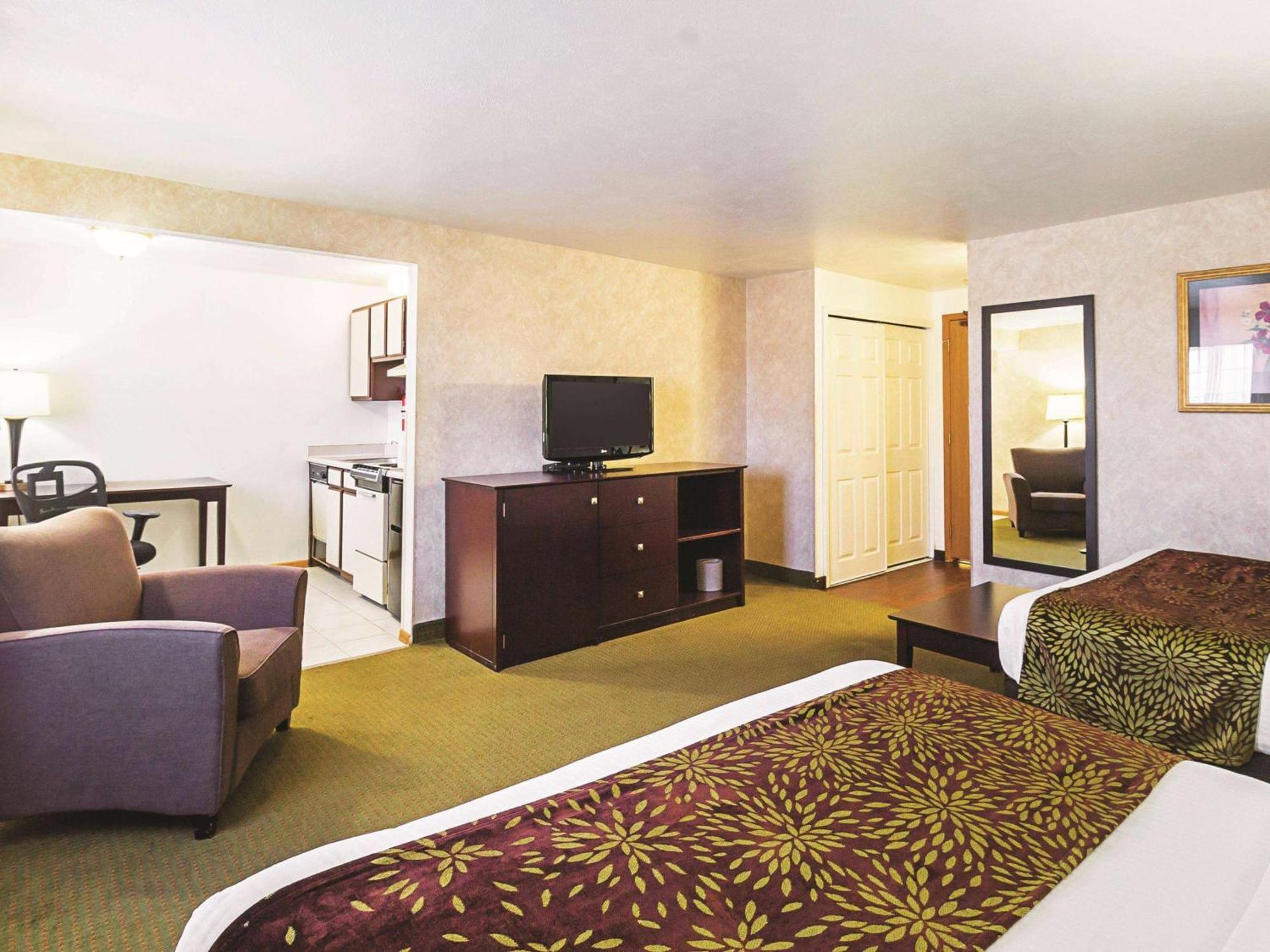 Hotel La Quinta By Wyndham Woodburn Esterno foto
