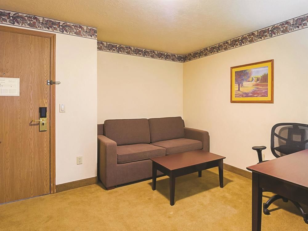 Hotel La Quinta By Wyndham Woodburn Esterno foto